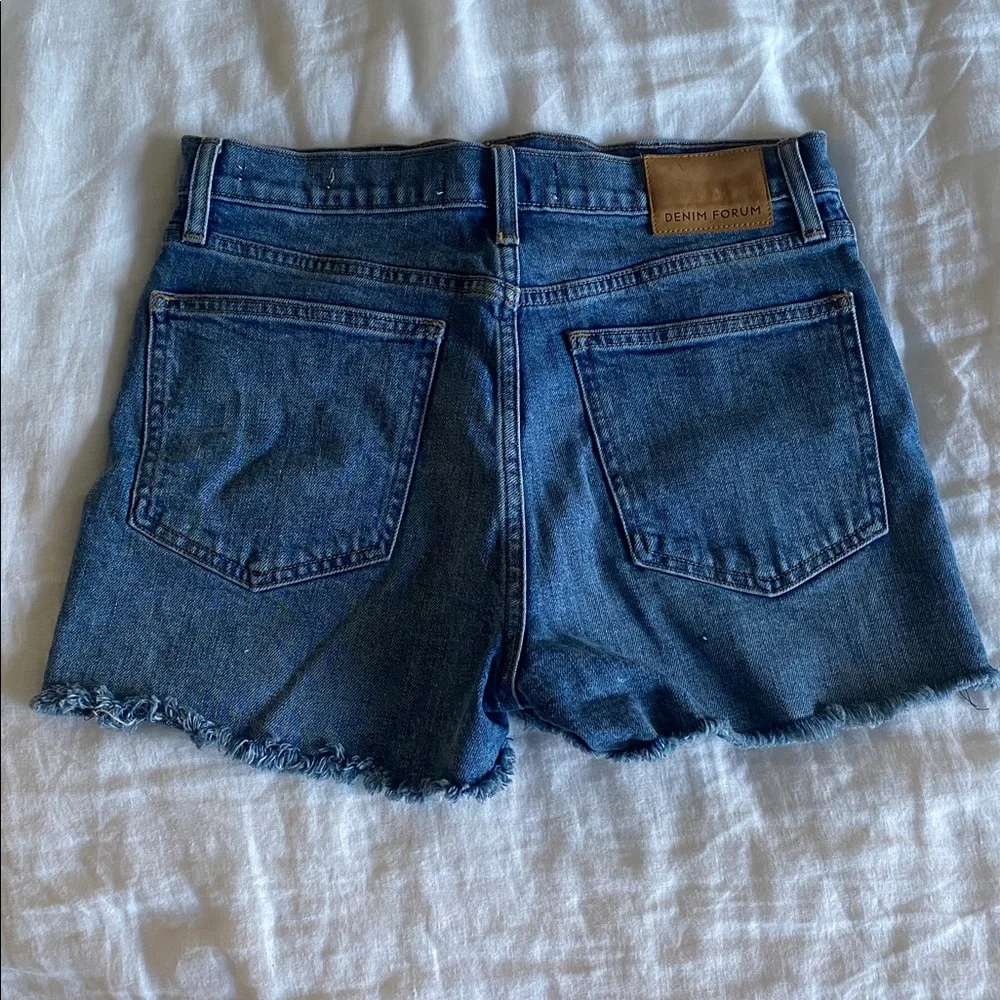 EUC Aritzia Denim Forum The 50s Arlo Short High Rise Hi-Rise Jean Shorts size 27